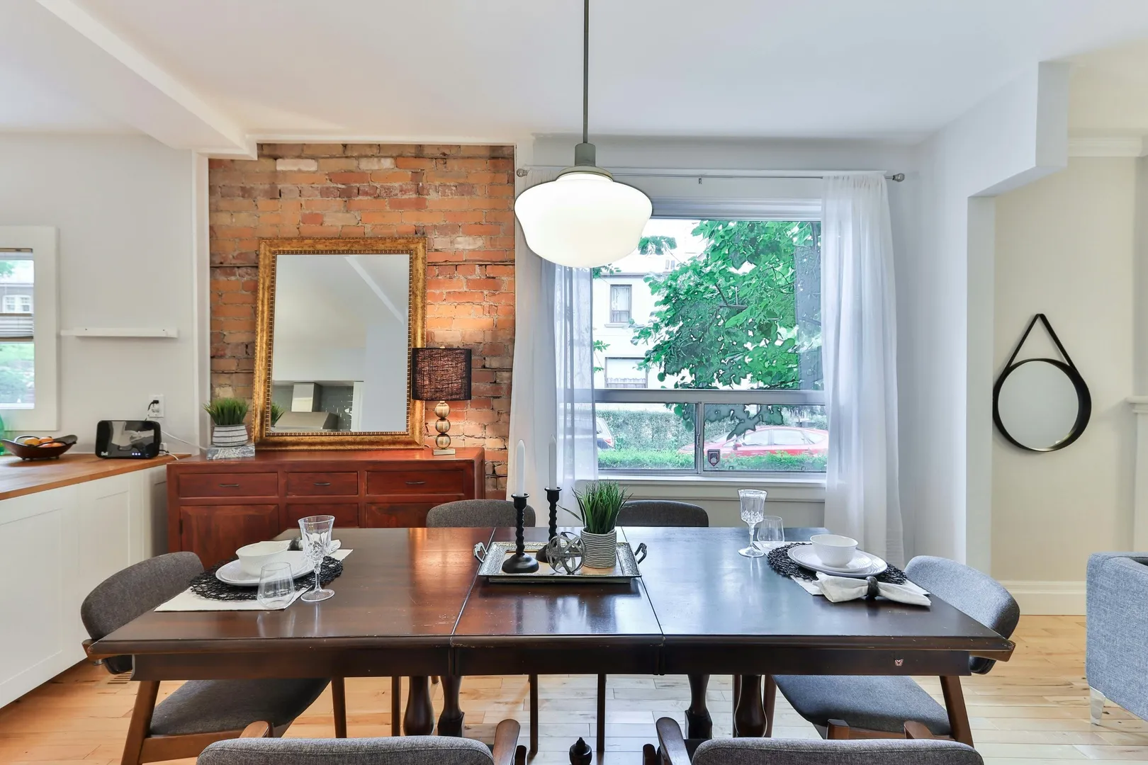 Dining room before redesign