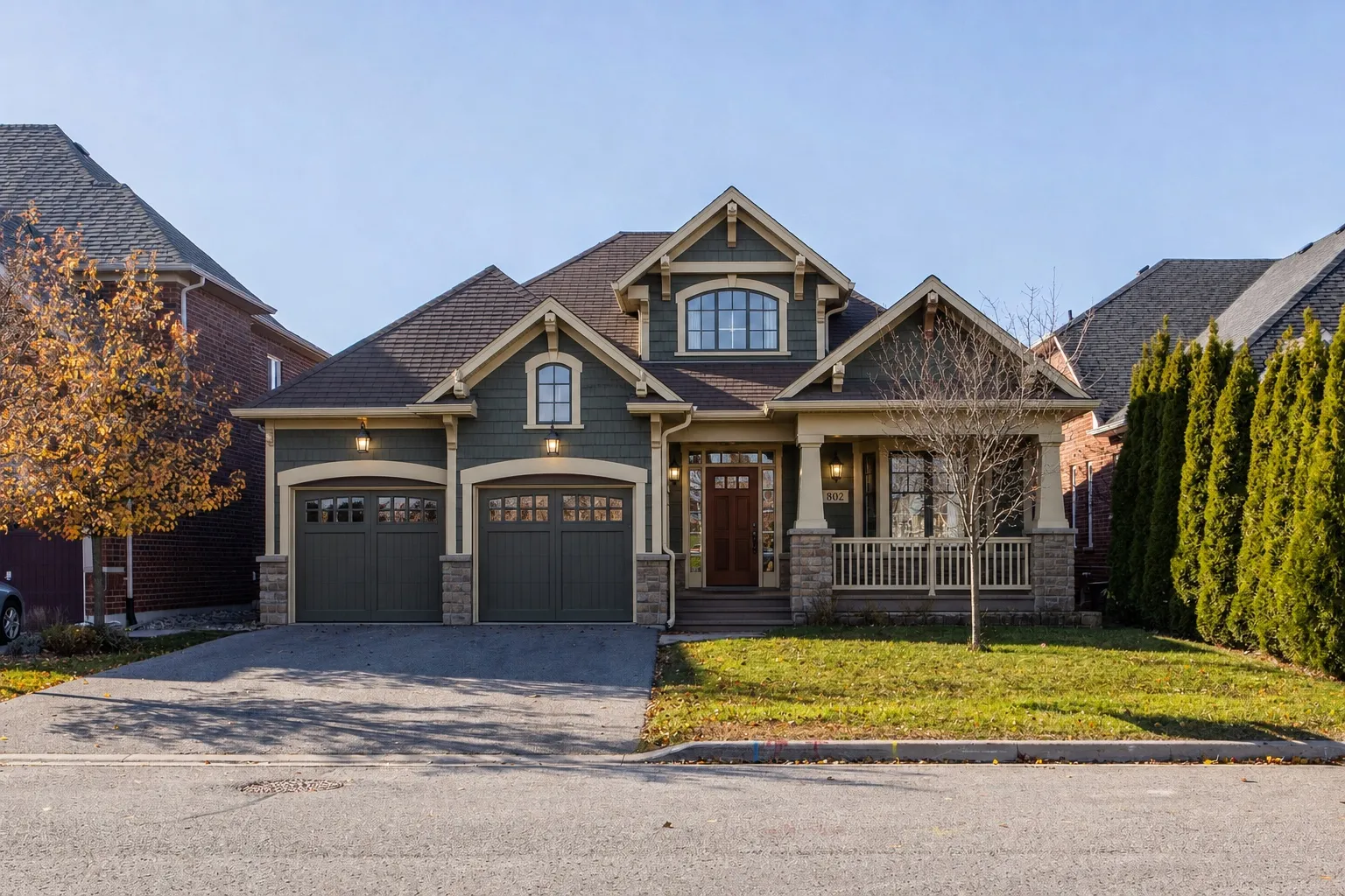 Craftsman exterior of the same house in the Deep and Dark palette